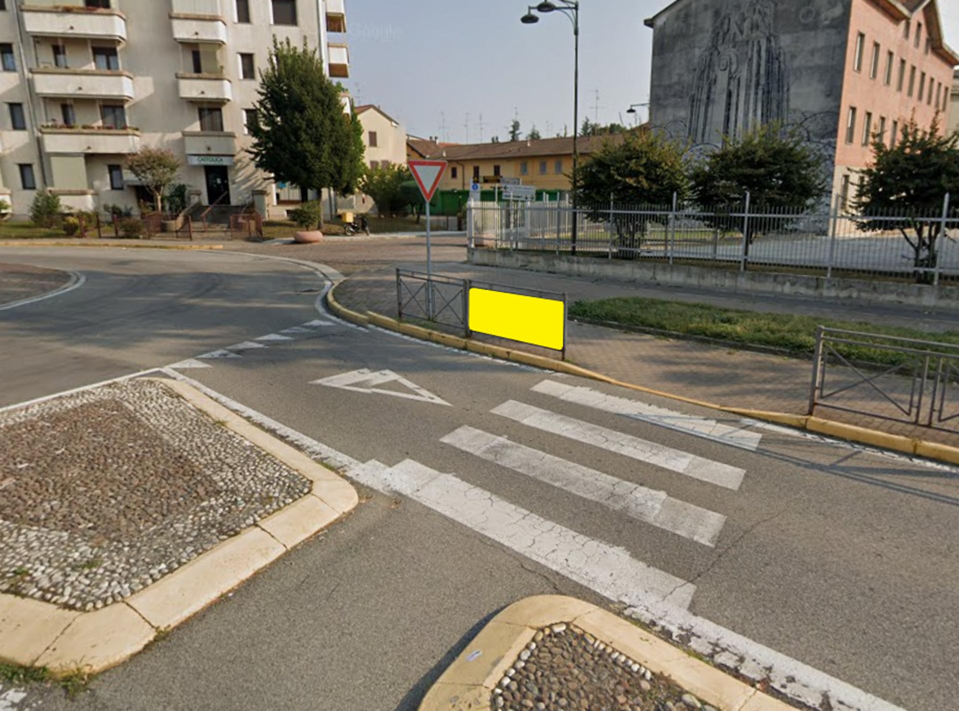 Impianto TRANSENNA a Carugate, in zona Divani & Divani