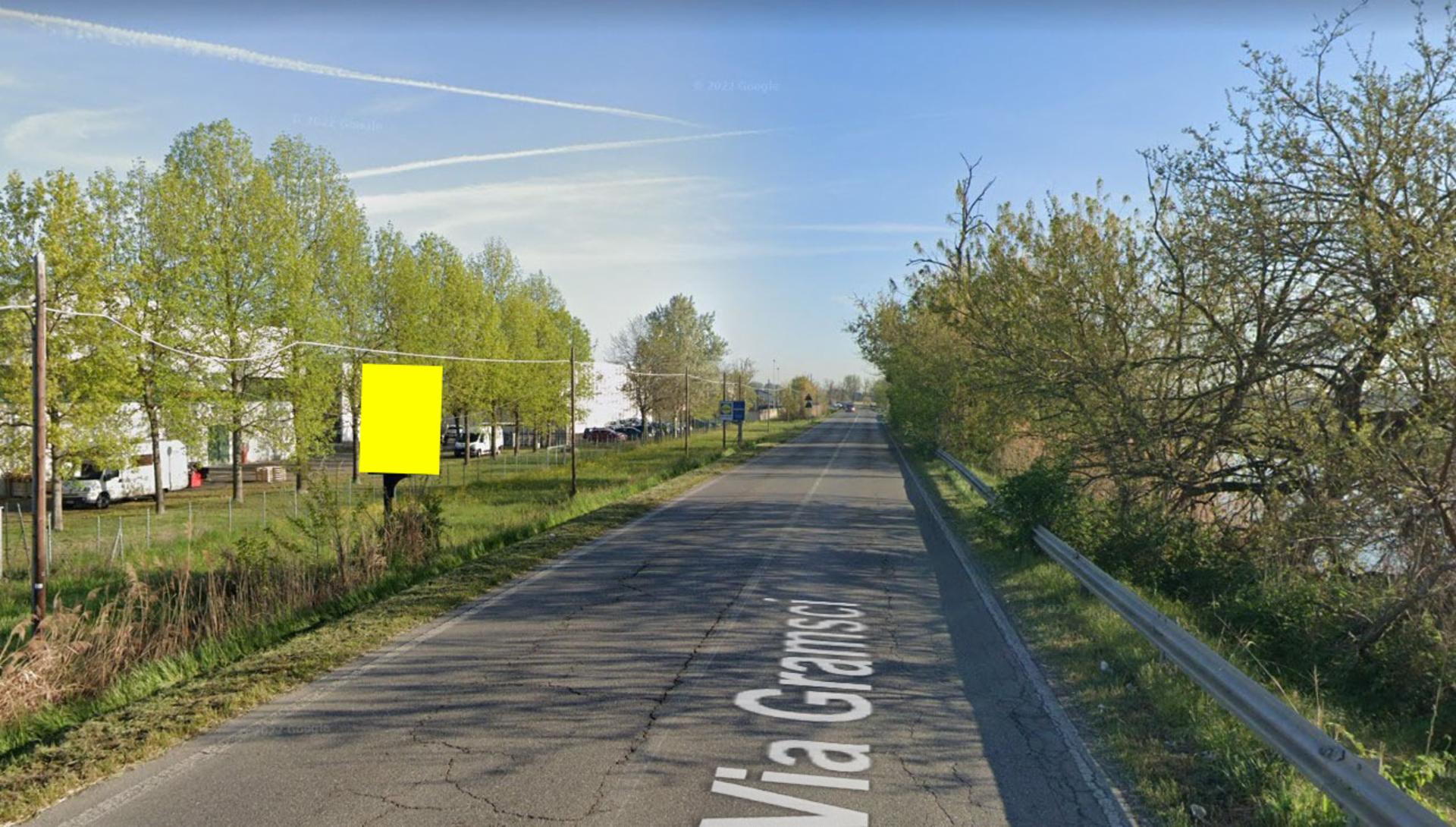 Impianto CARTELLONISTICA a Reggio nell'Emilia, in zona Camelot Bistrot