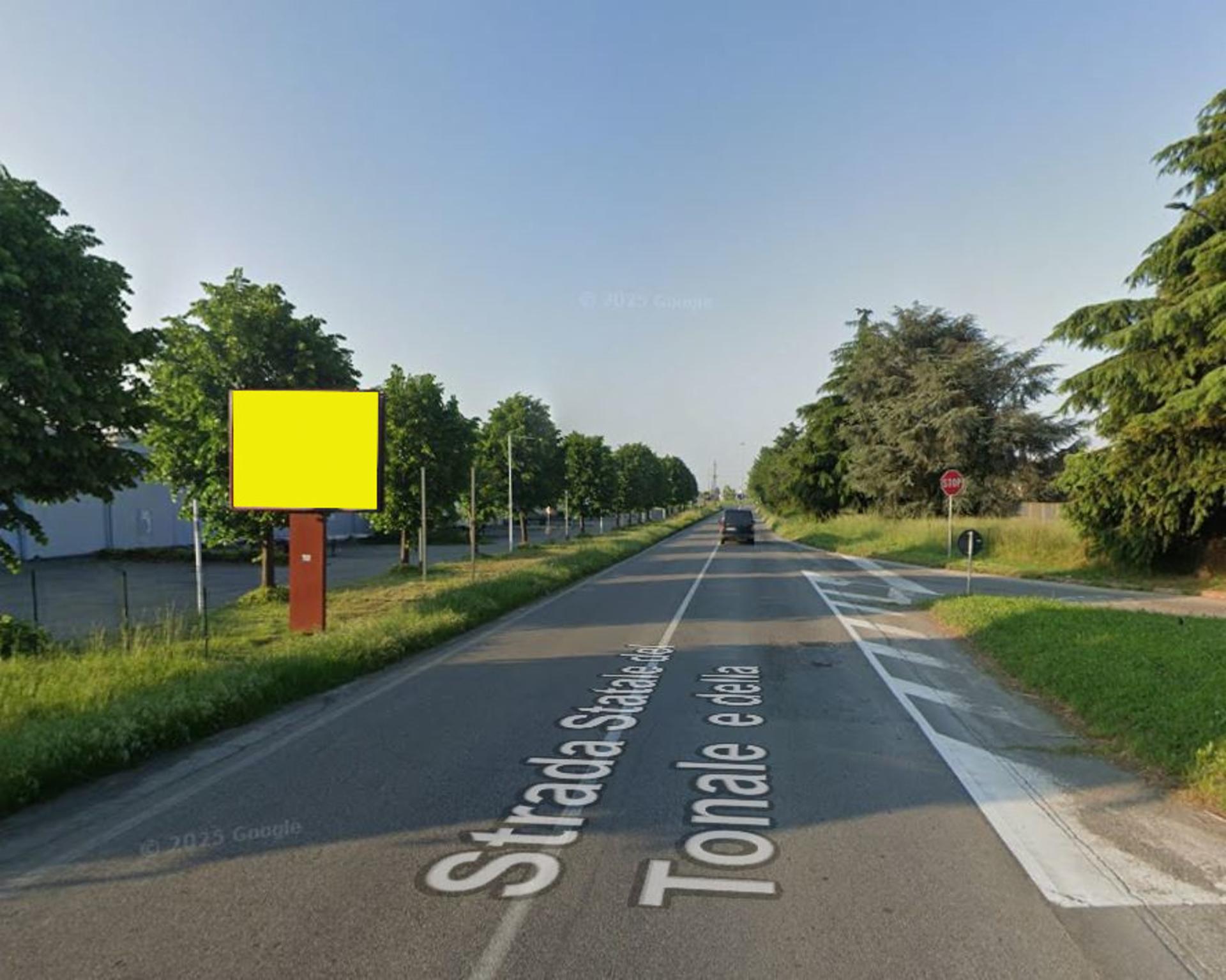 Impianto a VIALE LOMBARDIA VISTA SS 42 KM.8,826 DX - DIR. TREVIGLIO  Verdello