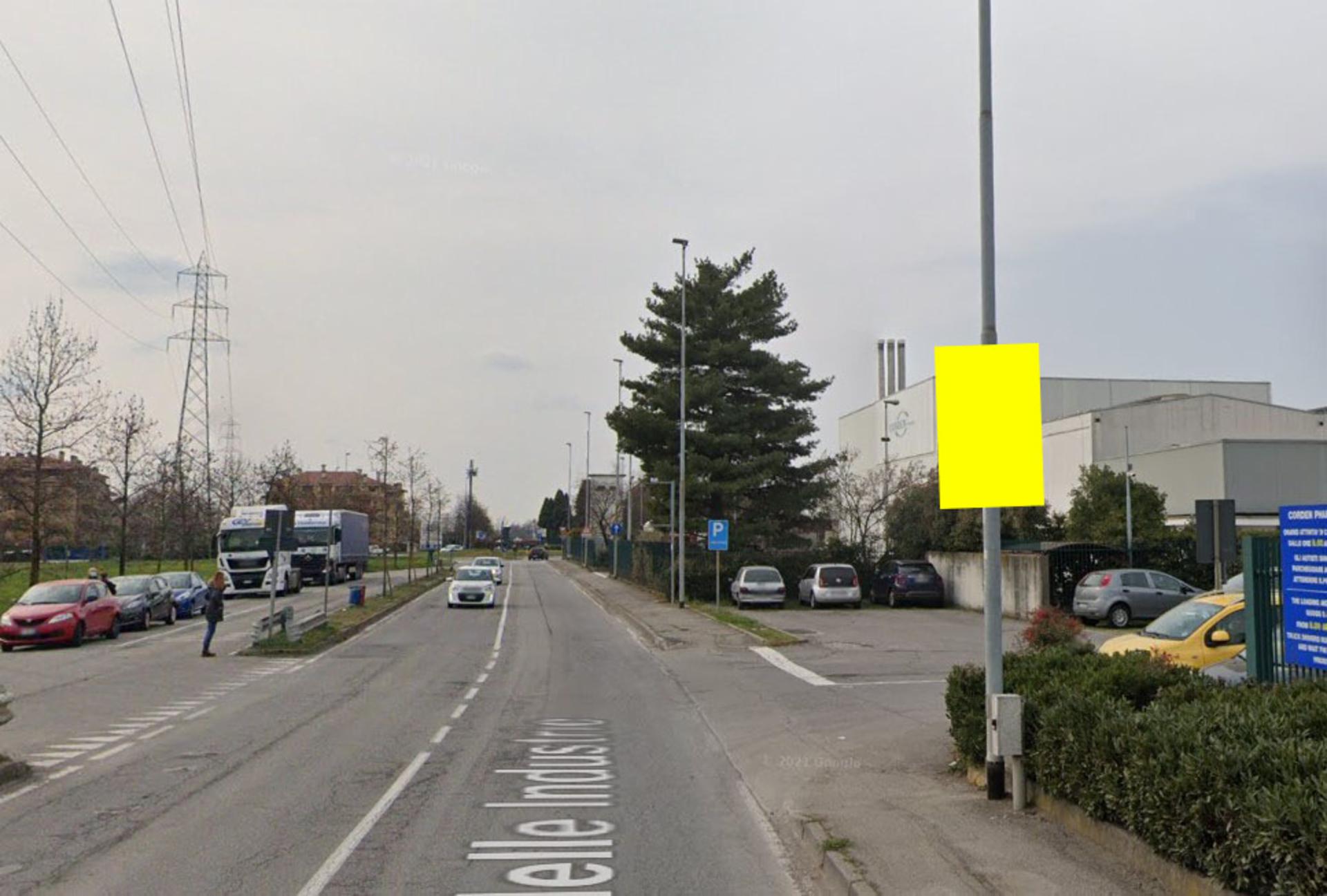 Impianto POLE MEDIA a Caponago, in zona Ok Sigma dei Fratelli Brambilla