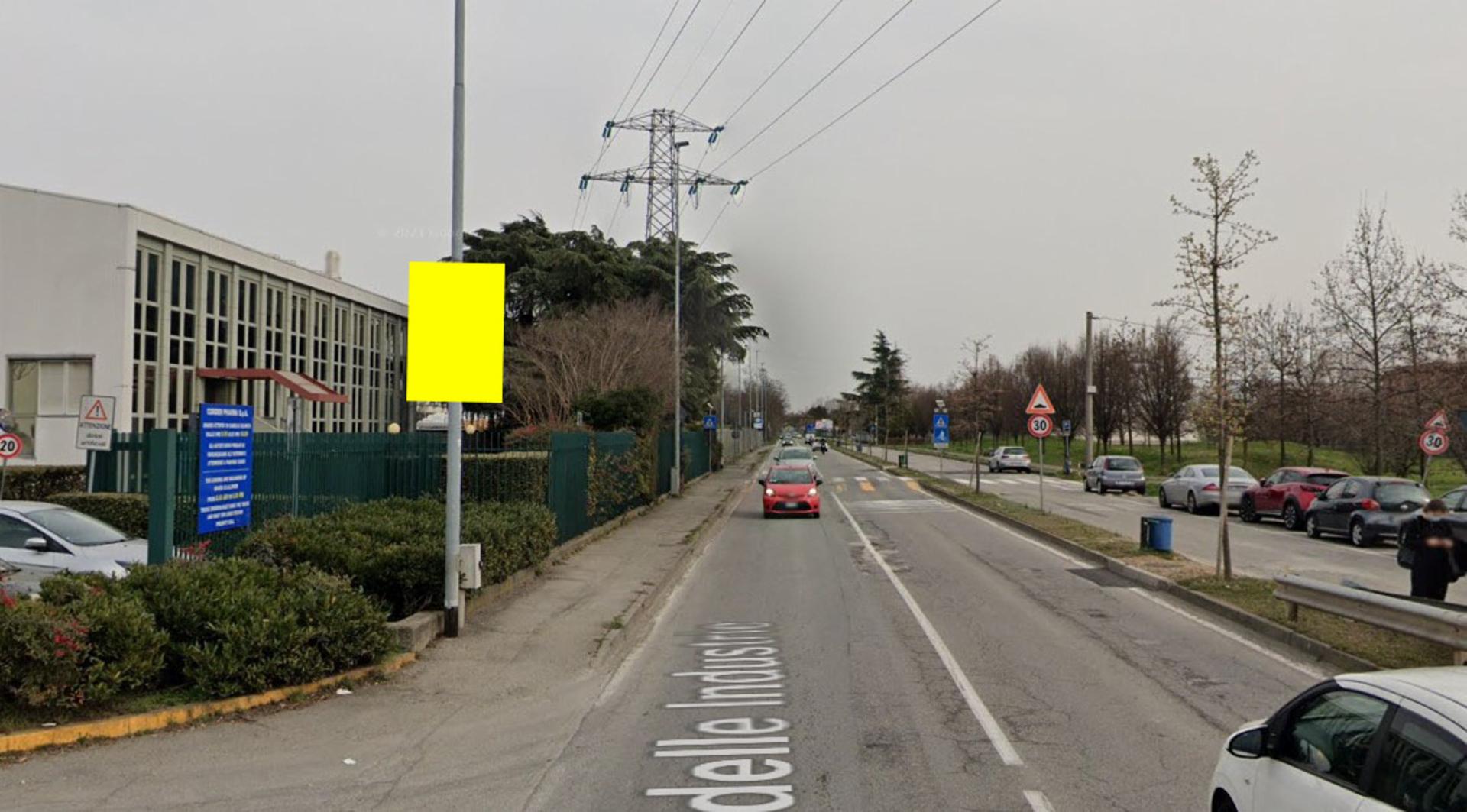 Impianto POLE MEDIA a Caponago, in zona Ok Sigma dei Fratelli Brambilla