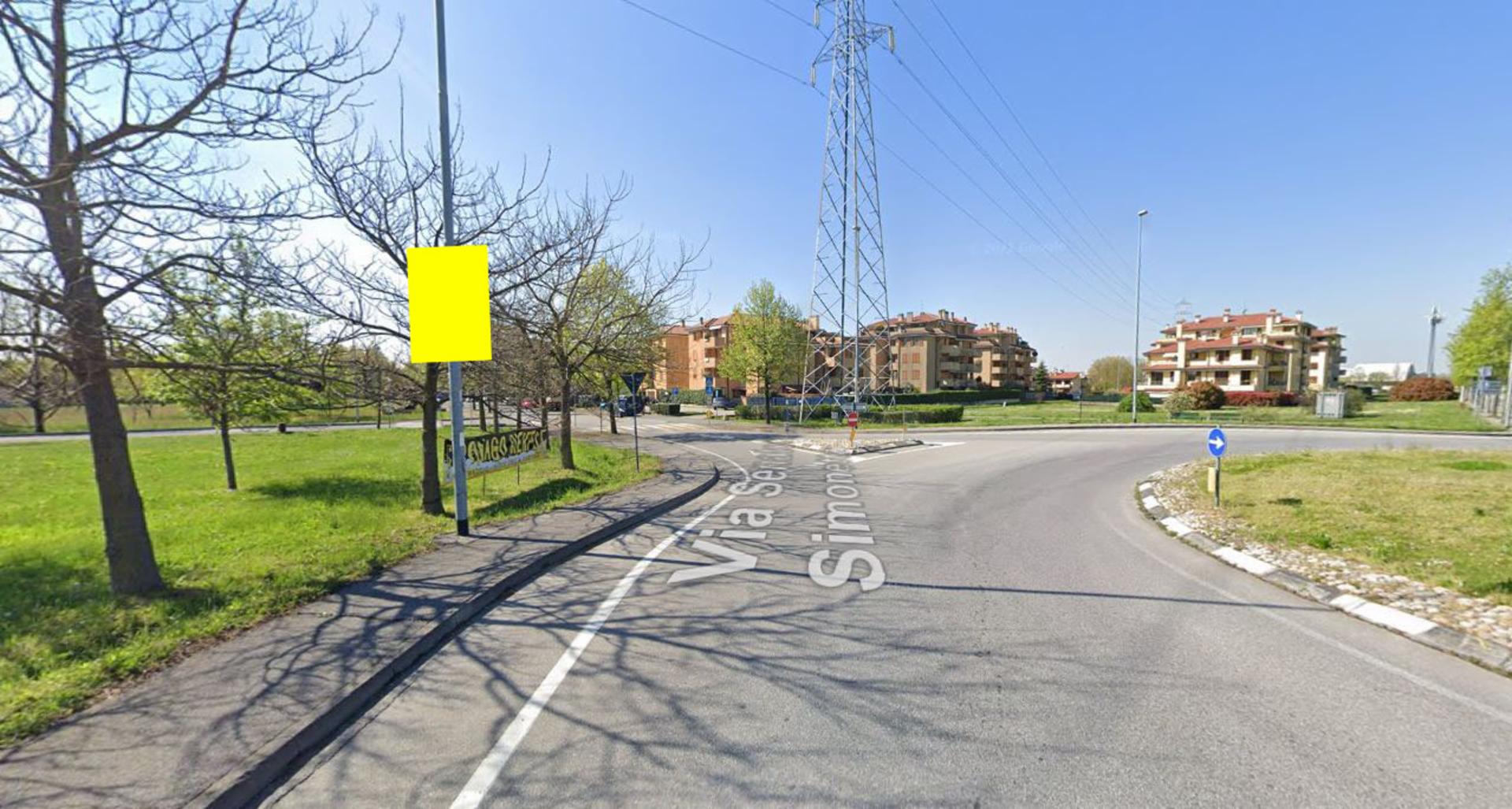 Impianto POLE MEDIA a Caponago, in zona Ok Sigma dei Fratelli Brambilla