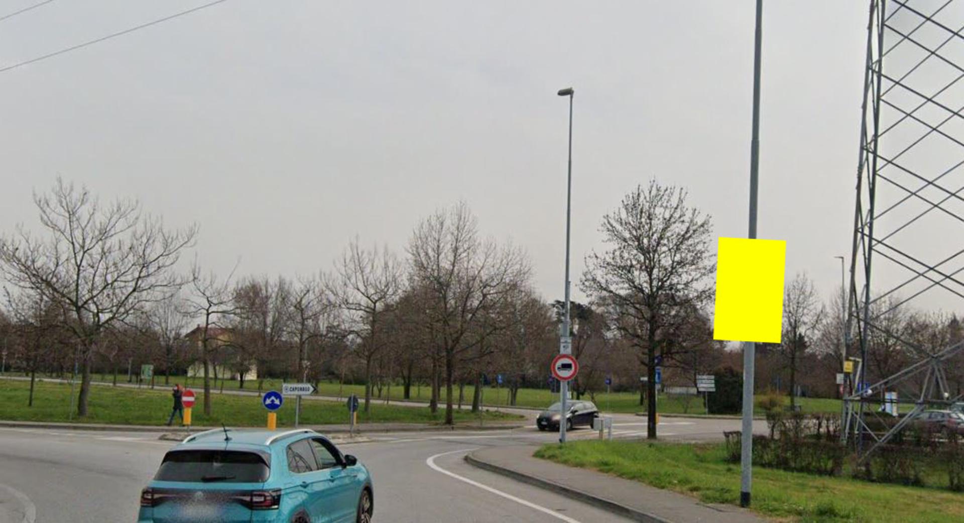 Impianto POLE MEDIA a Caponago, in zona Ok Sigma dei Fratelli Brambilla