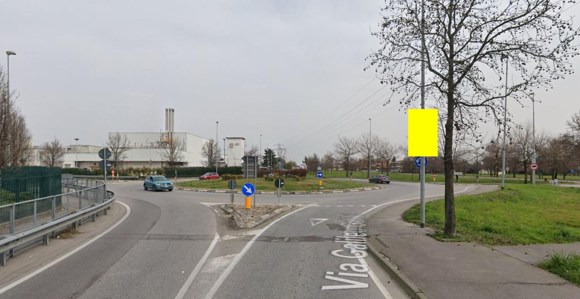 Impianto POLE MEDIA a Caponago, in zona Ok Sigma dei Fratelli Brambilla