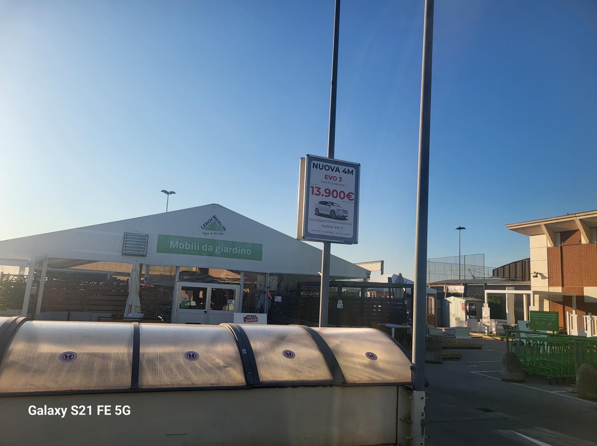 Impianto STENDARDO a Campi Bisenzio, in zona Centro commerciale 