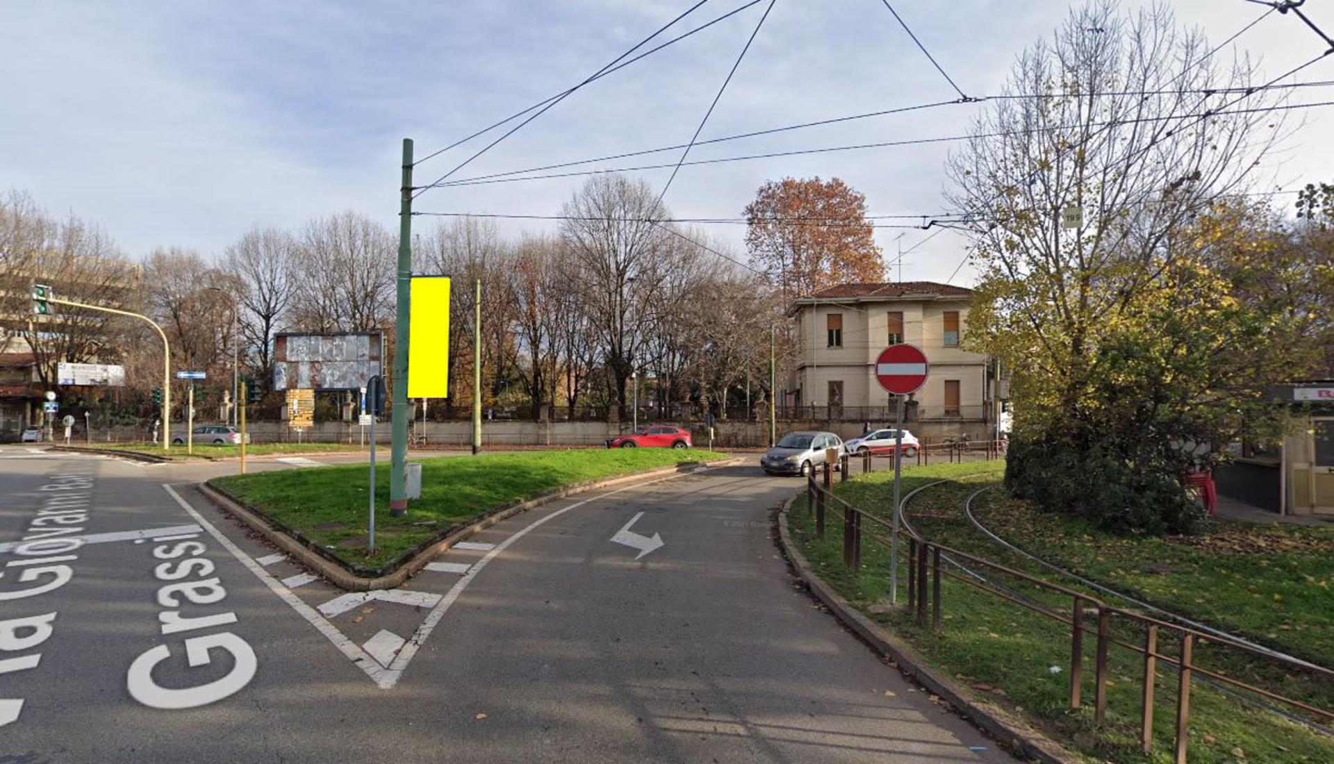 Impianto POLE MEDIA a Milano, in zona Chiosco Bibite