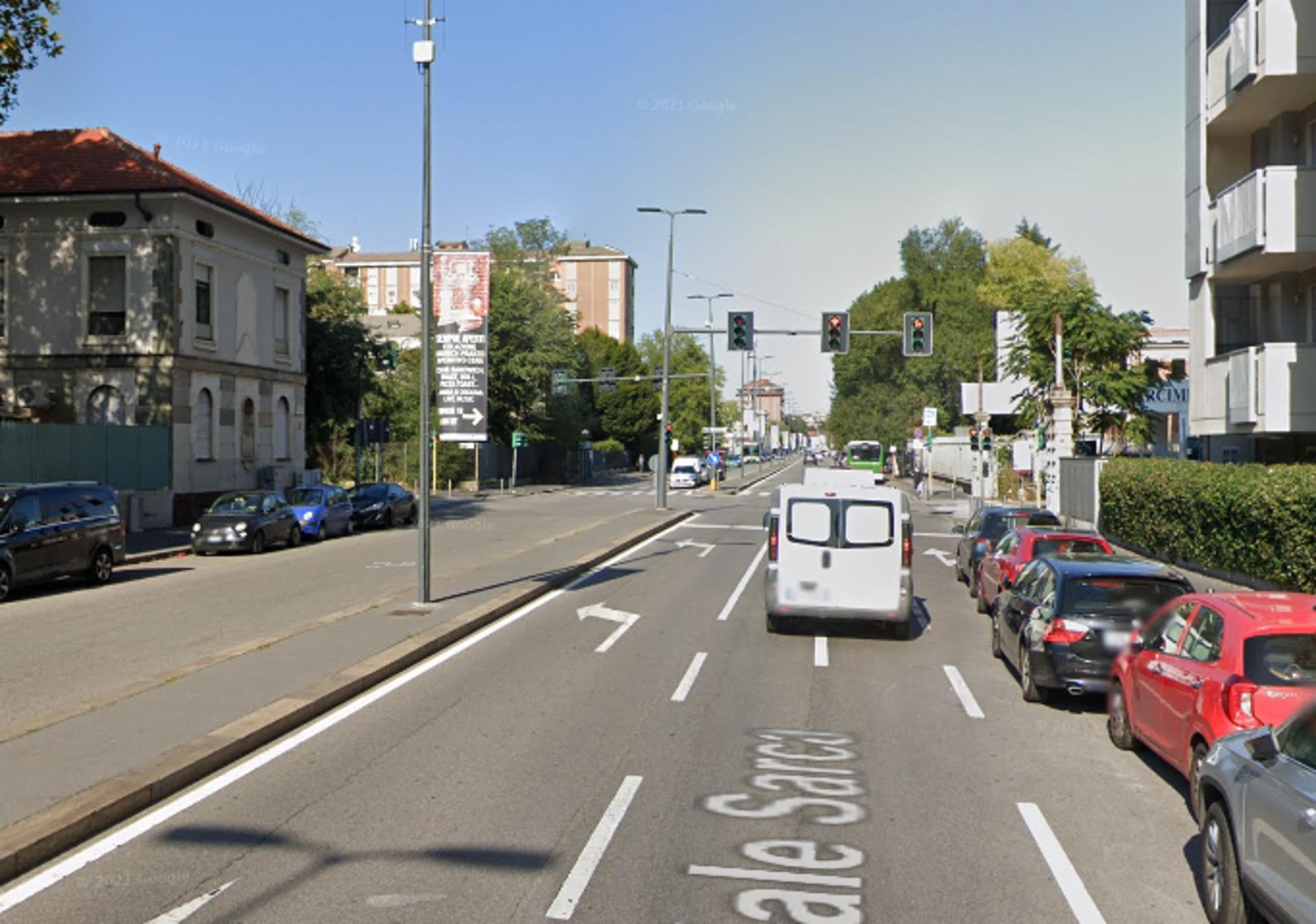 Impianto VERTICAL BANNER a Milano, in zona Lidl