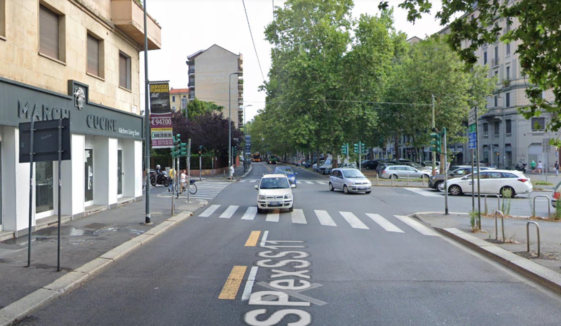 Impianto VERTICAL BANNER a Milano, in zona Mineral do Brasil
