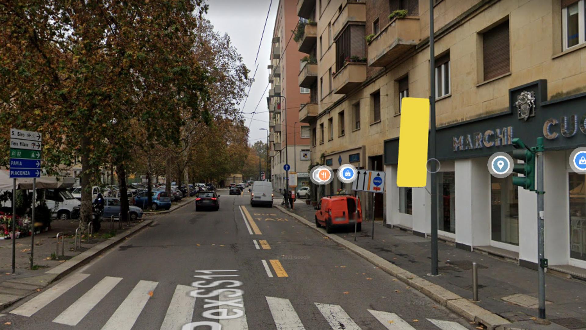 Impianto VERTICAL BANNER a Milano, in zona Mineral do Brasil