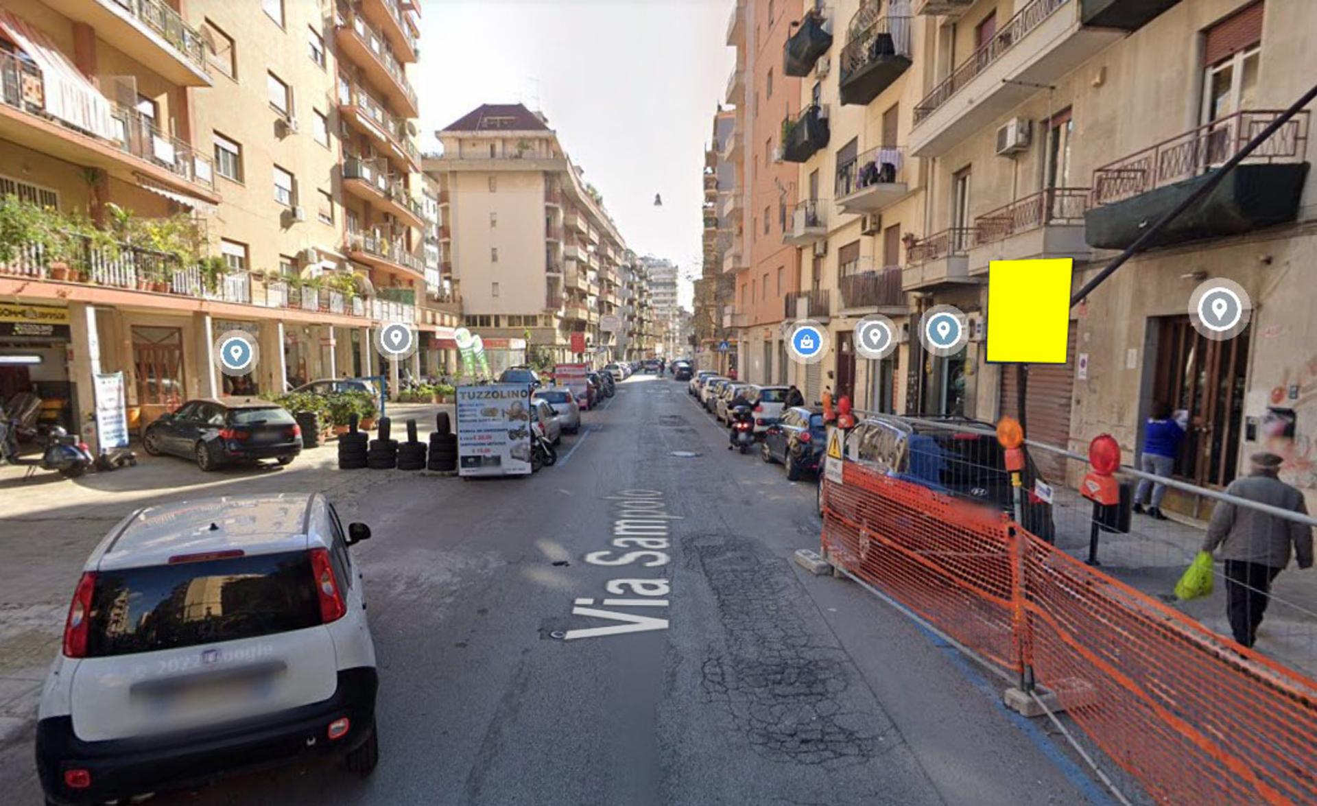 Impianto CARTELLONISTICA a Palermo, in zona Villabianca Cafè
