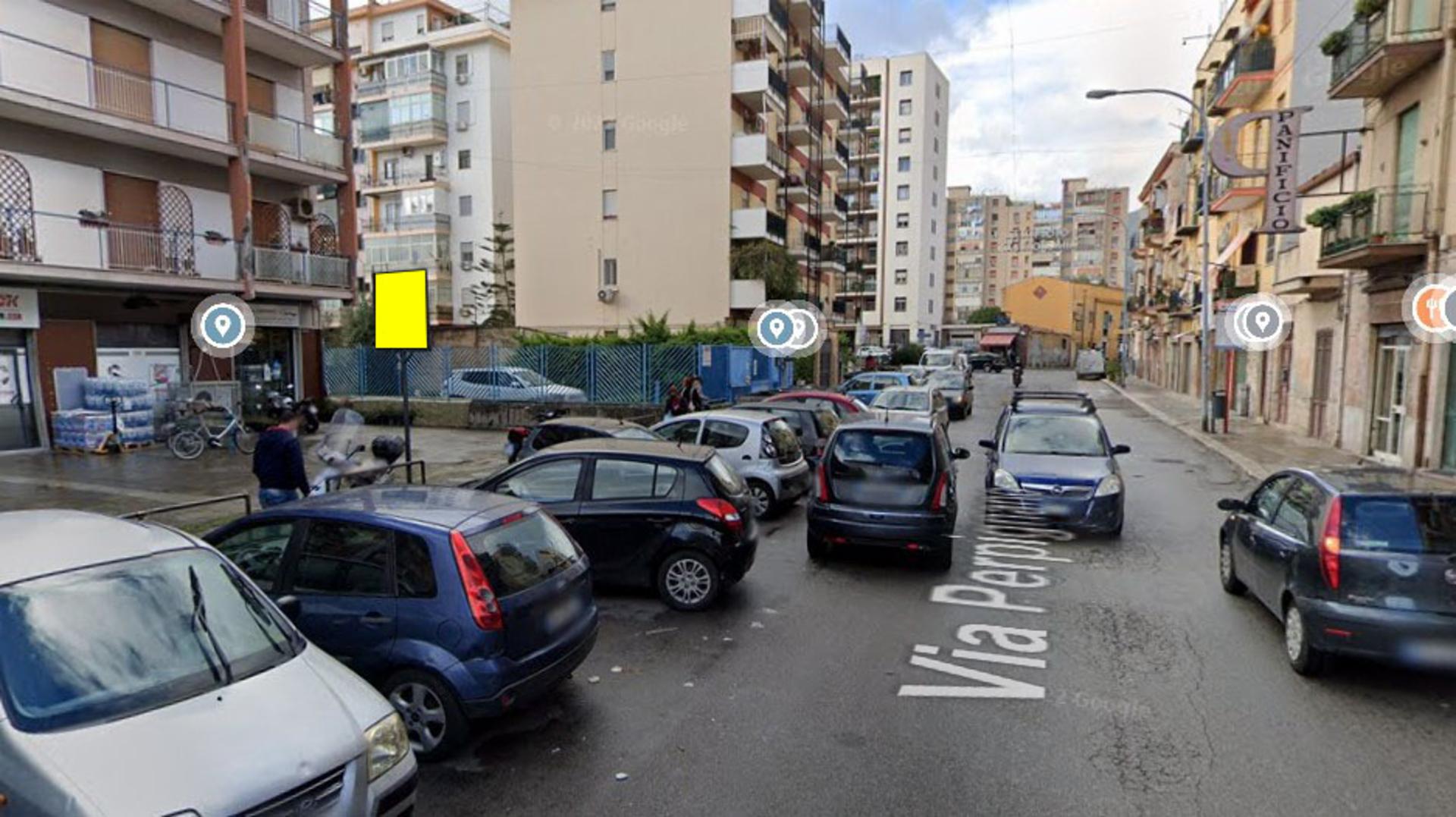 Impianto CARTELLONISTICA a Palermo, in zona Gioielleria Lo Presti