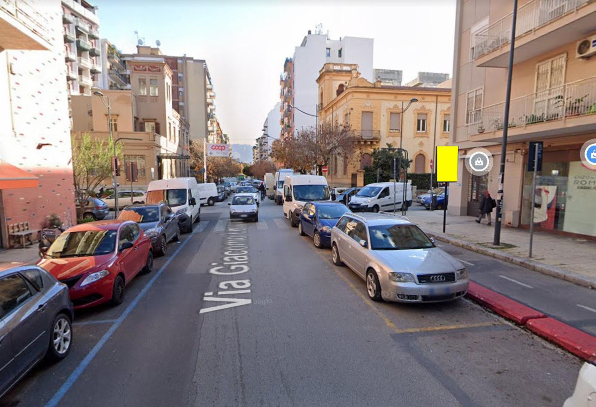 Impianto CARTELLONISTICA a Palermo, in zona Prezzemolo & Vitale