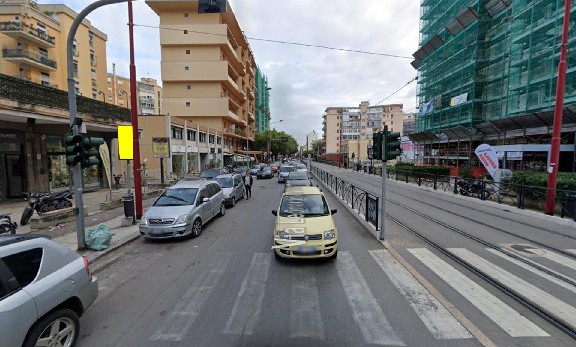 Impianto CARTELLONISTICA a Palermo, in zona Commer
