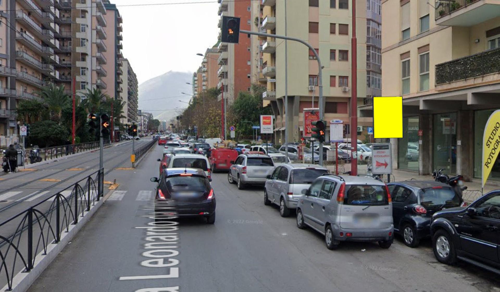 Impianto CARTELLONISTICA a Palermo, in zona Commer