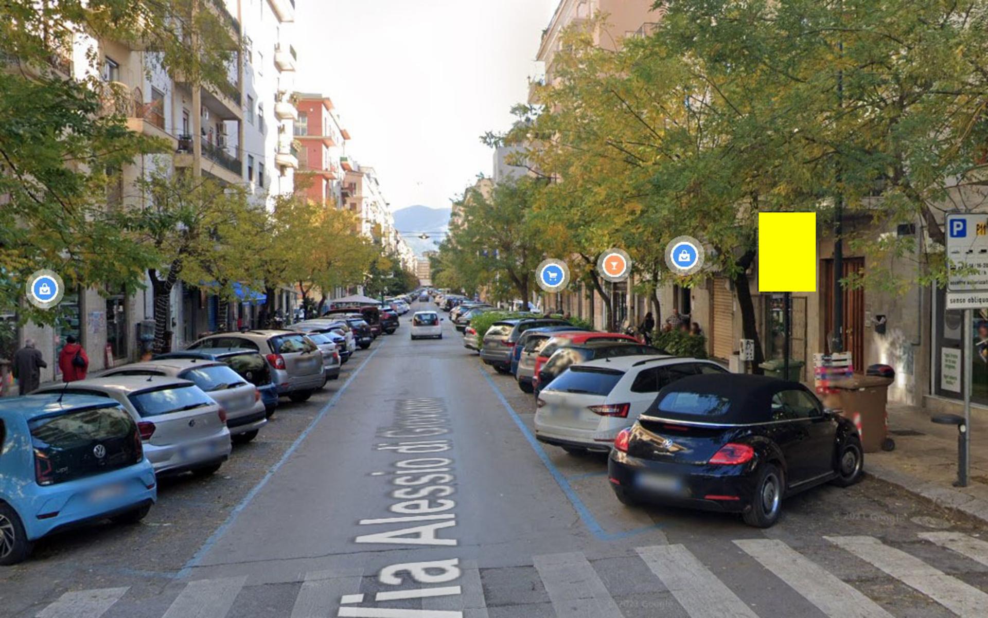 Impianto CARTELLONISTICA a Palermo, in zona Bar Lux