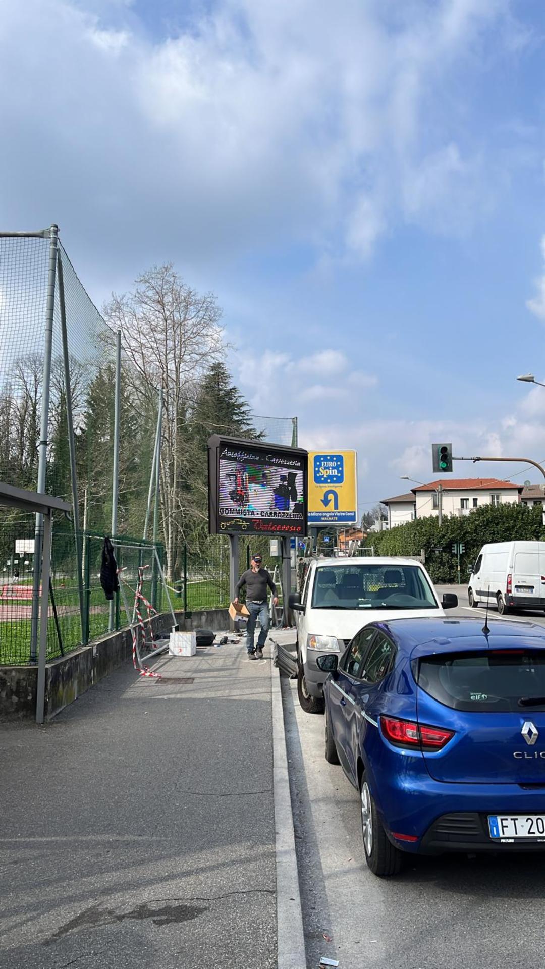 Impianto DISPLAY / LED a Malnate, in zona Istanbul 3
