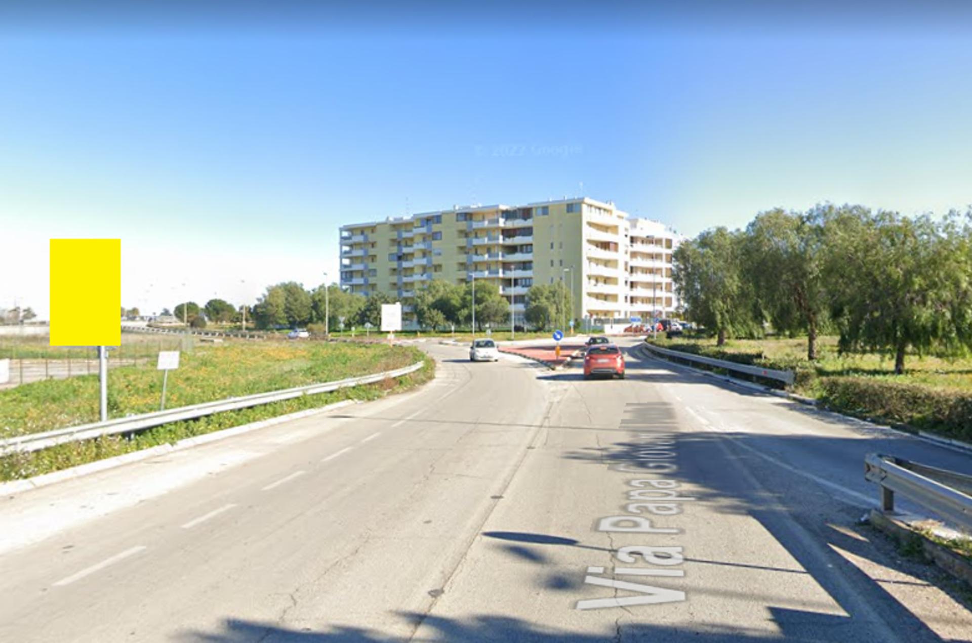 Impianto CARTELLONISTICA a Modugno, in zona Primadonna
