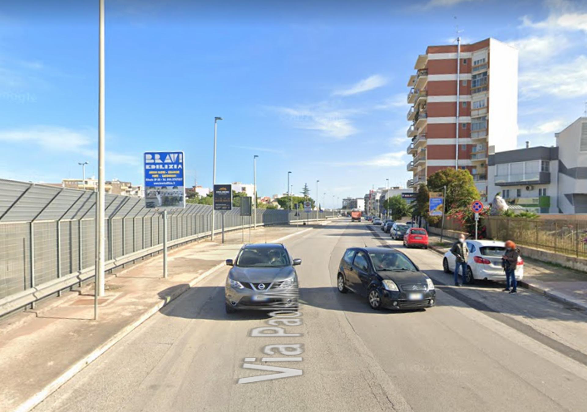 Impianto CARTELLONISTICA a Modugno, in zona Bluespirit