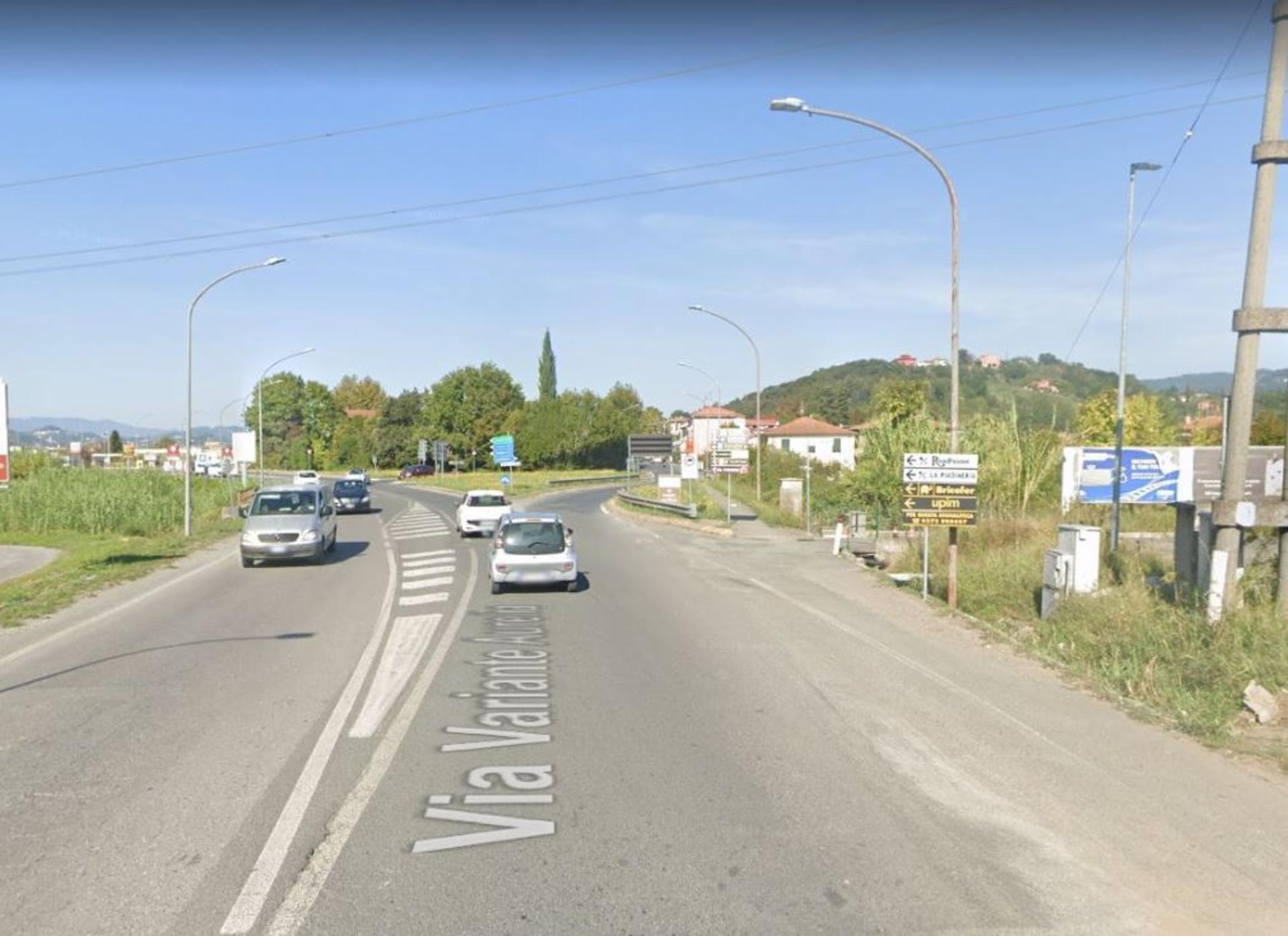 Impianto a Via Aurelia 10 mt. prima del civico 69/71  Sarzana