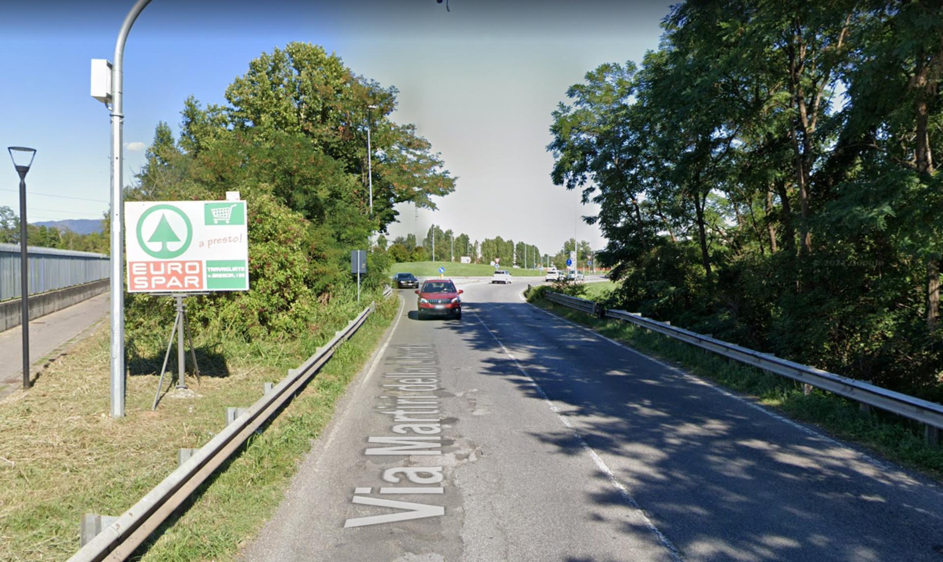 Impianto CARTELLONISTICA a Torbole Casaglia, in zona Burger King