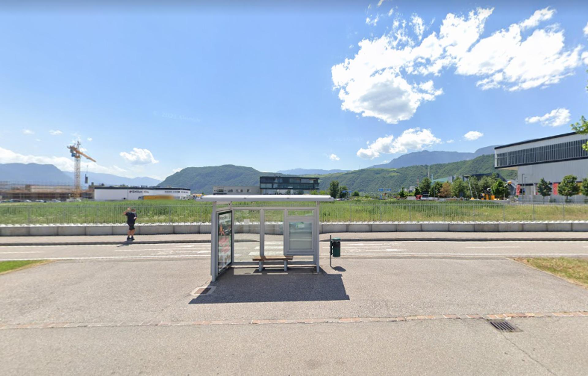 Impianto PENSILINA a Bolzano, in zona Salewa Bivac