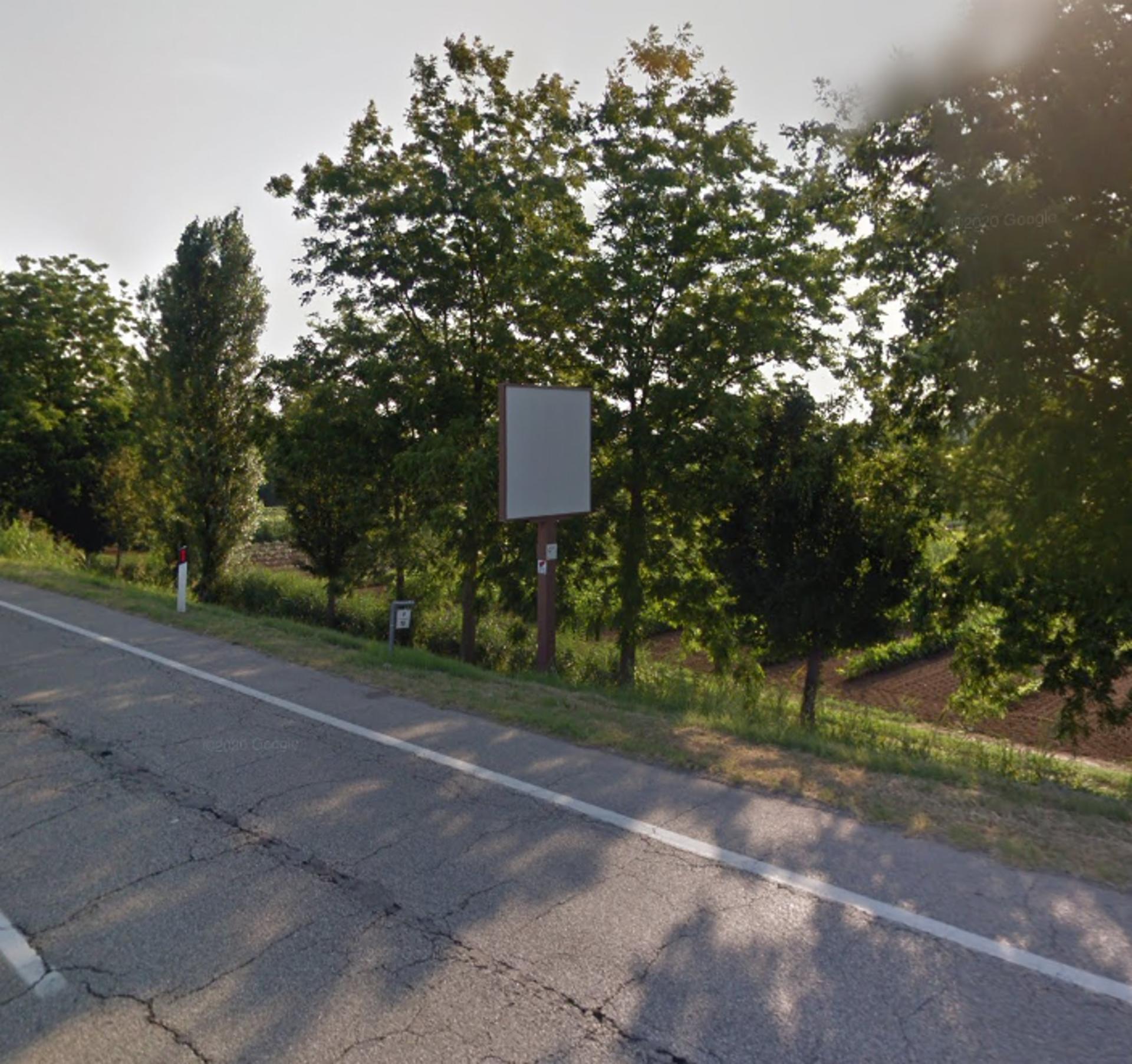 Impianto CARTELLONISTICA a Monselice, in zona Osteria Savellon Molini