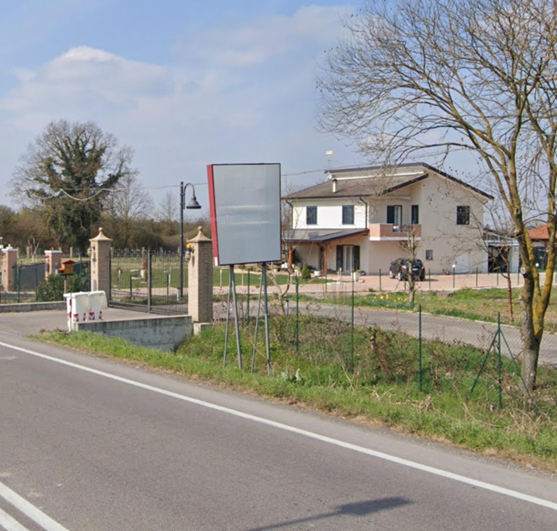 Impianto CARTELLONISTICA a Occhiobello, in zona Ufficio Postale di Occhiobello