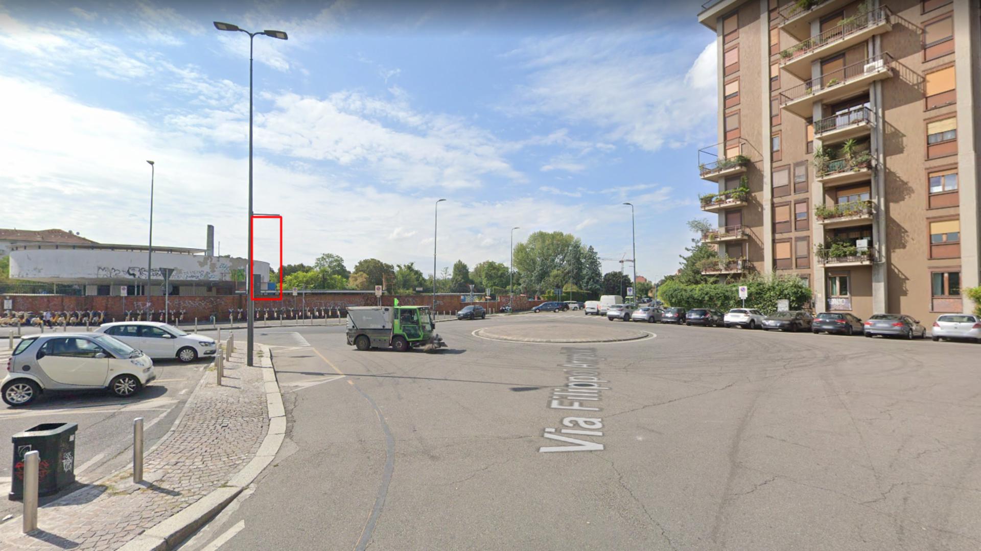 Impianto VERTICAL BANNER a Milano, in zona Poke House