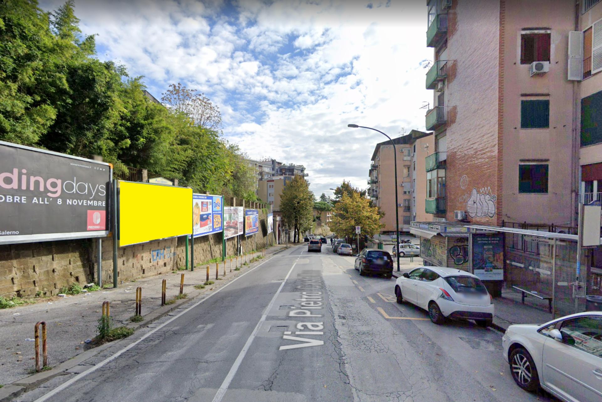 Impianto 6 X 3 a Napoli, in zona Il Cavallino d'Oro - Ristorante Pizzeria
