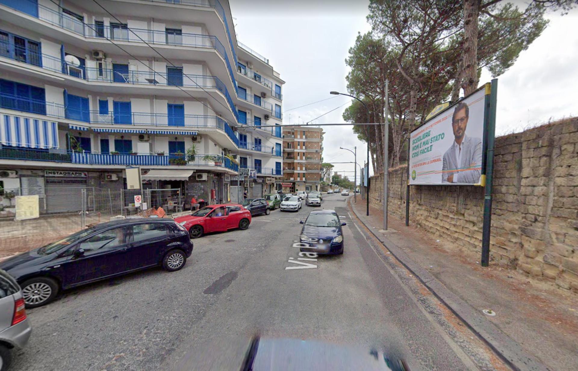 Impianto 6 X 3 a Napoli, in zona Antonio la Trippa