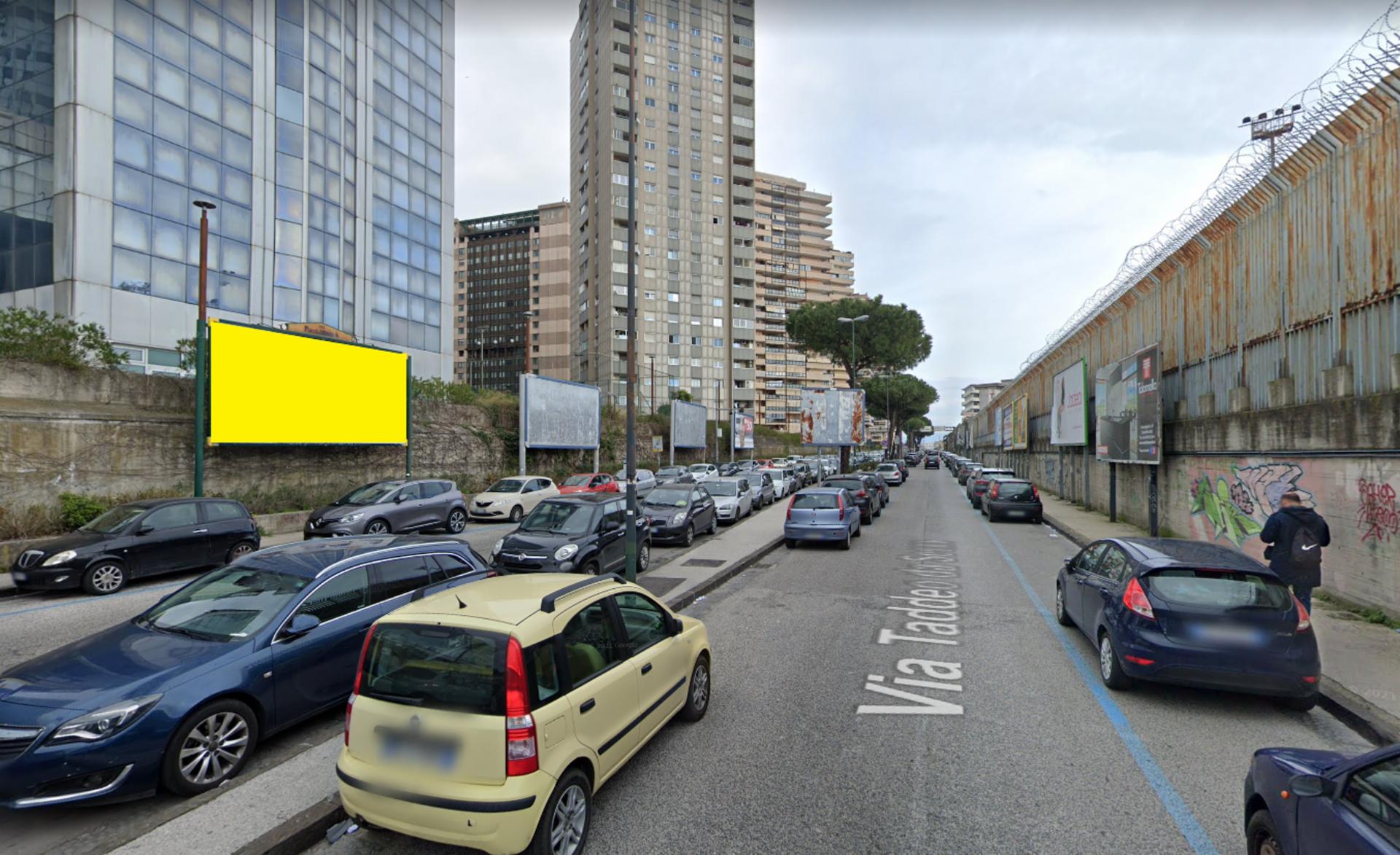 Impianto 6 X 3 a Napoli, in zona Etienne