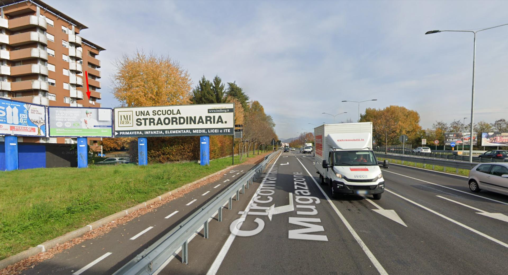 Impianto a CIRCONVALLAZIONE VIA MUGAZZONE visibile dir. valli  Bergamo