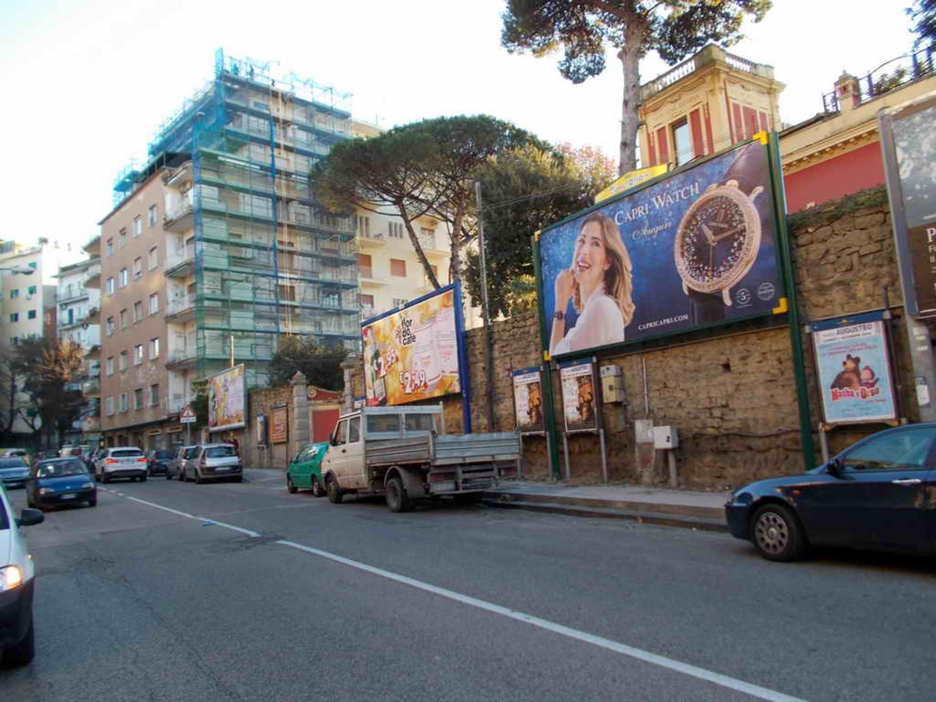 Impianto 6 X 3 a Napoli, in zona Jorudan sushi