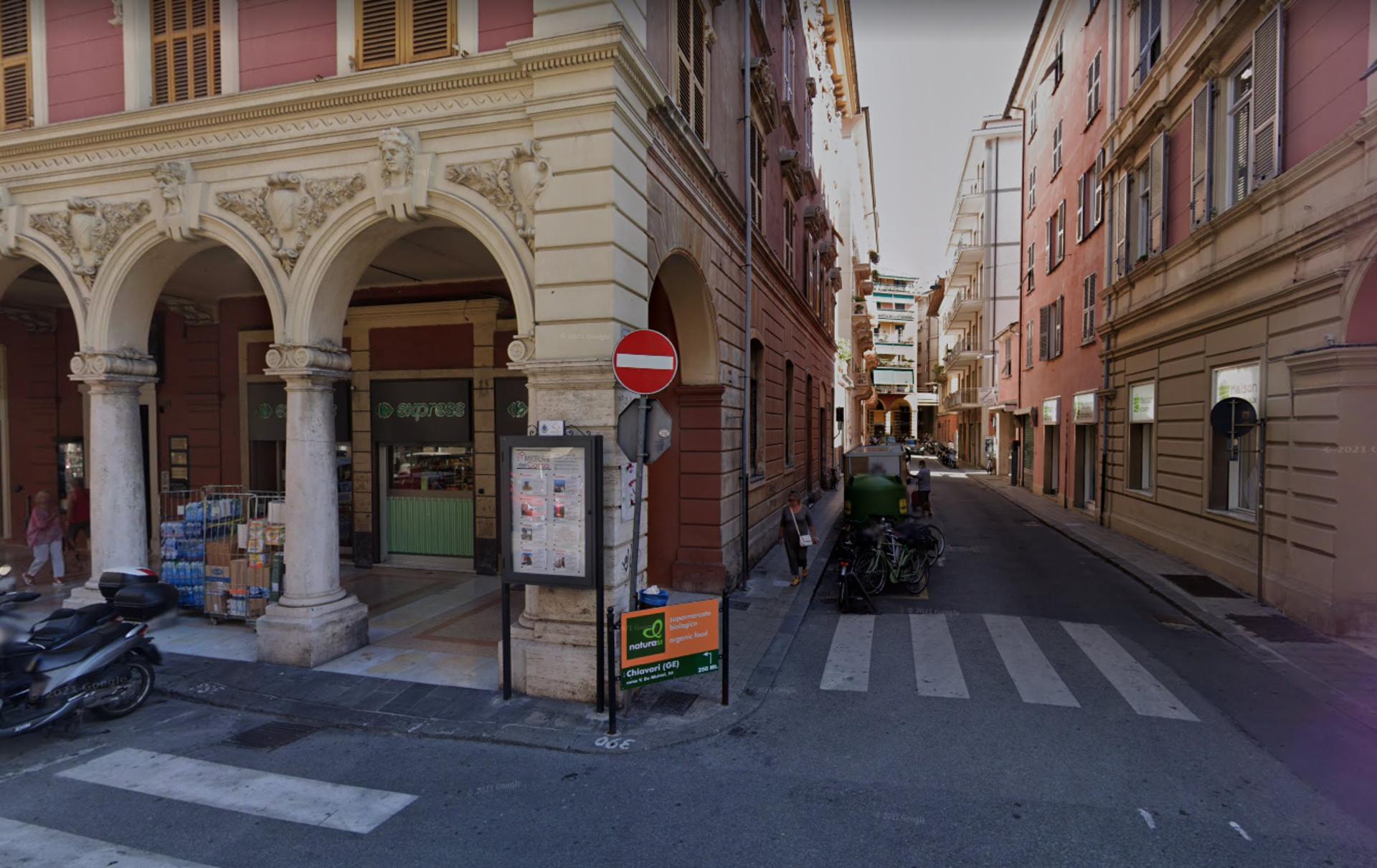 Impianto STENDARDO a Chiavari, in zona Carrefour Express