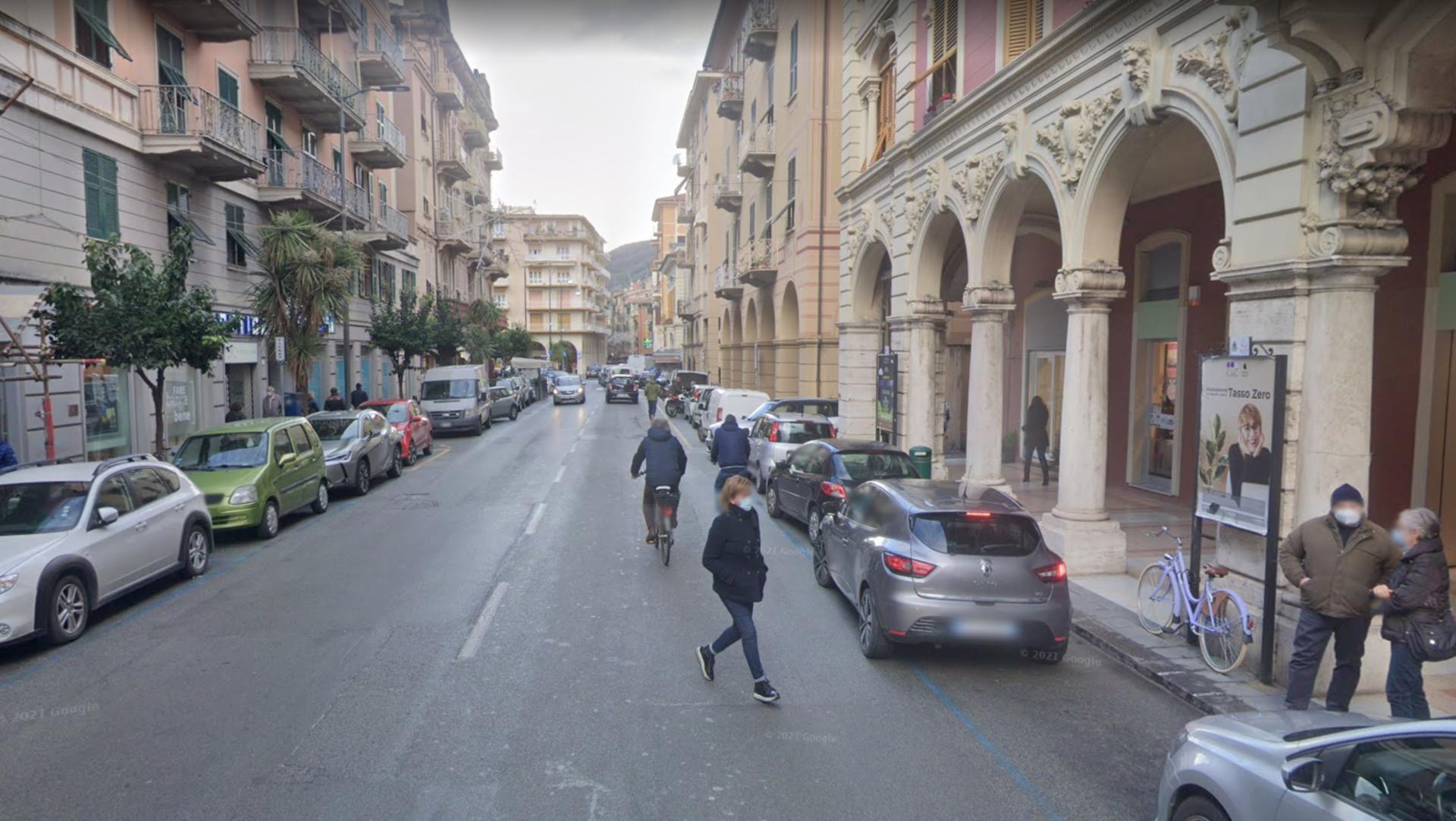 Impianto STENDARDO a Chiavari, in zona Carrefour Express