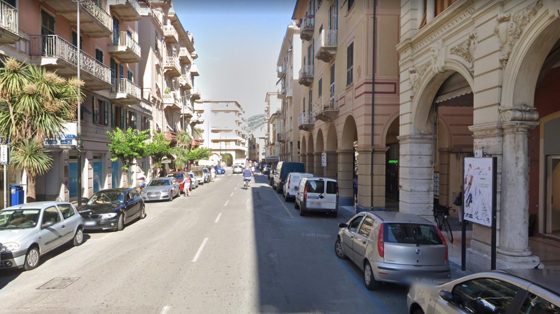 Impianto STENDARDO a Chiavari, in zona Carrefour Express