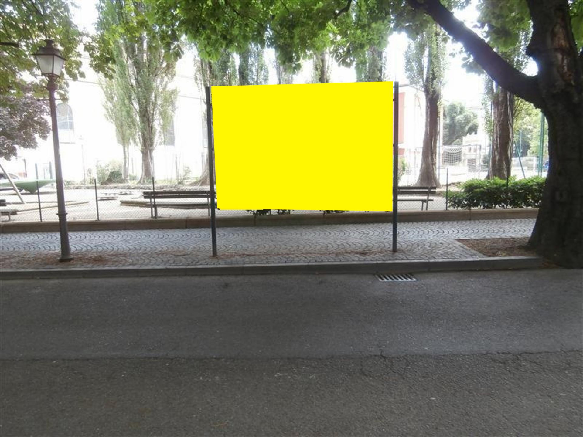 Impianto POSTER a Merano, in zona Ost West Club Est Ovest