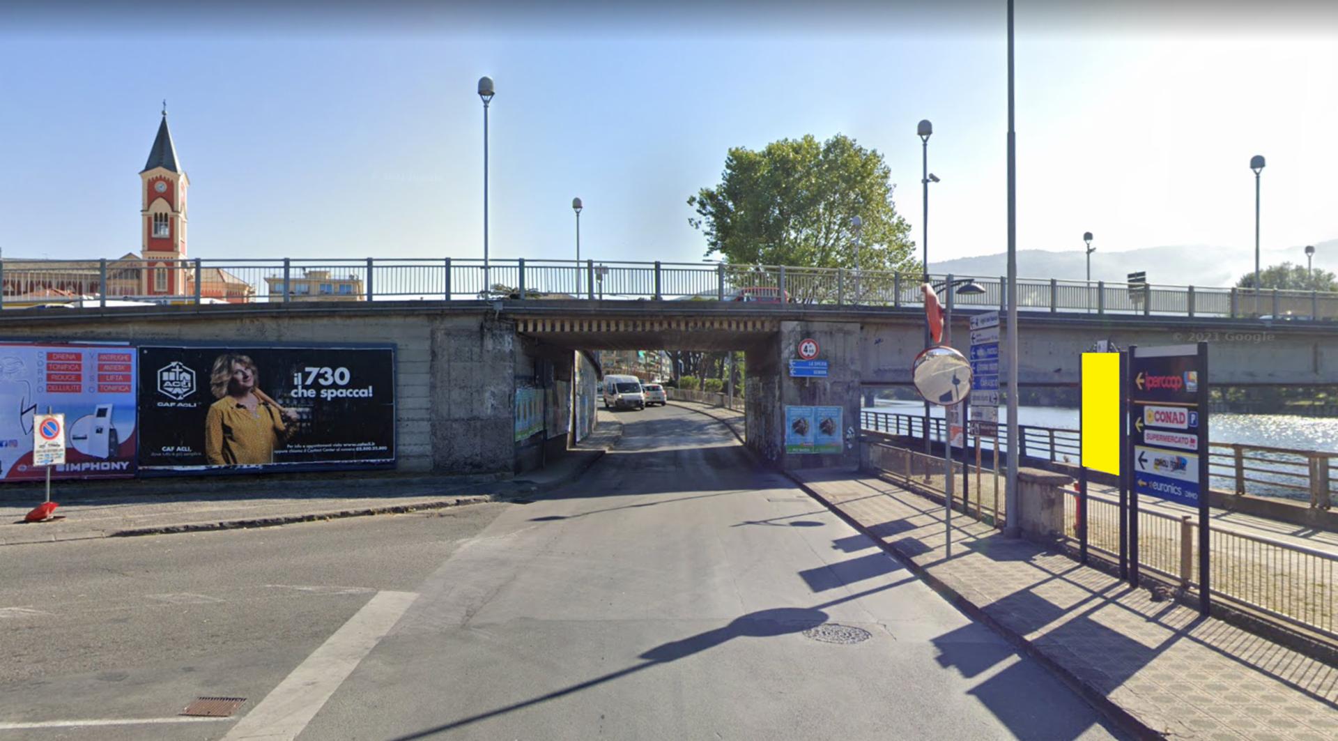 Impianto STENDARDO a Chiavari, in zona Bella Più s.a.s. di Questa Nadia