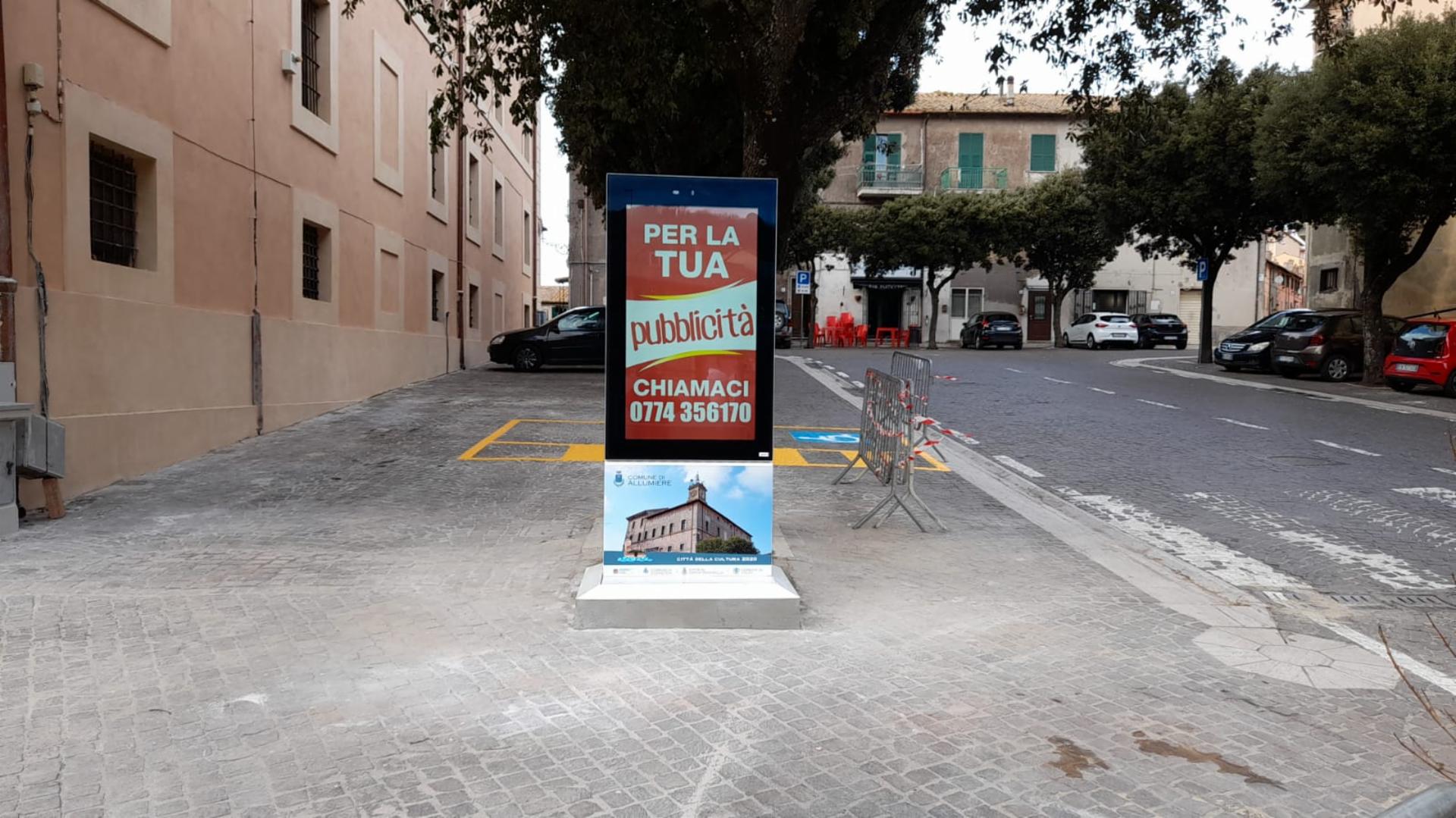 Impianto TOTEM DIGITALE a Allumiere, in zona Chiesa di Santa Maria Assunta in Cielo