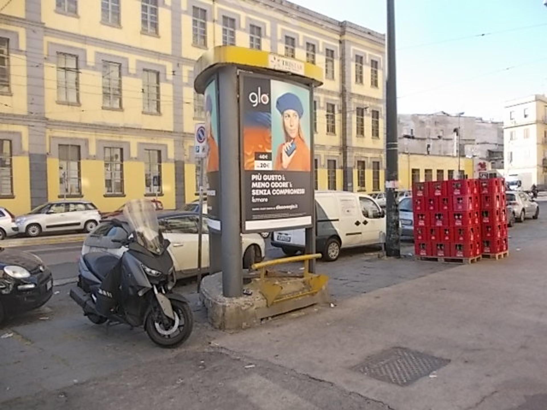 Impianto TOTEM a Napoli, in zona Caffe Angelo