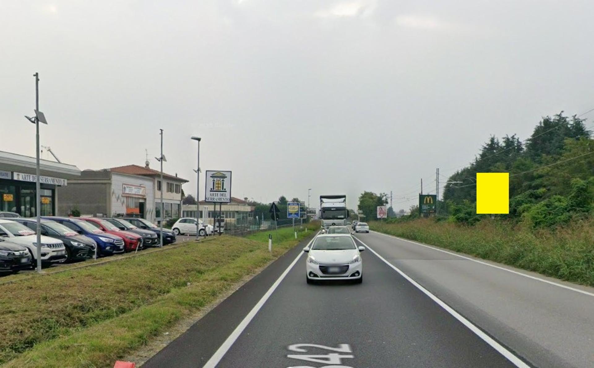 Impianto CARTELLONISTICA a Mapello, in zona CGV
