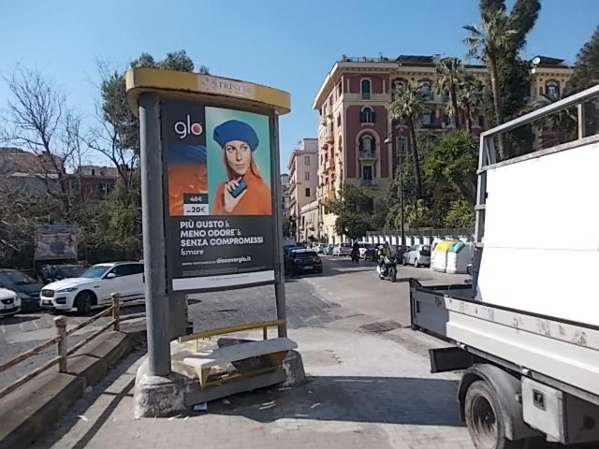 Impianto TOTEM a Napoli, in zona Trattoria verace