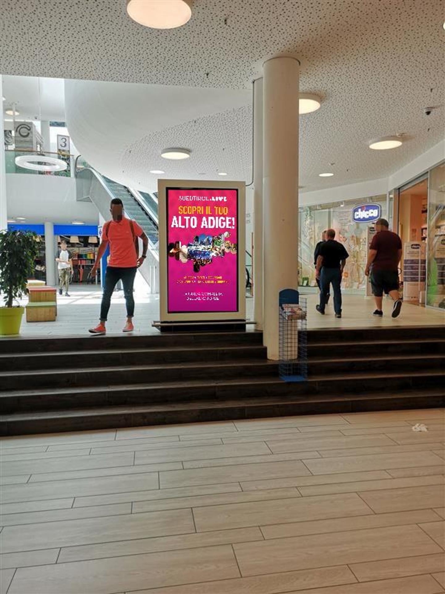 Impianto DISPLAY / LED a Bolzano, in zona JD Sports