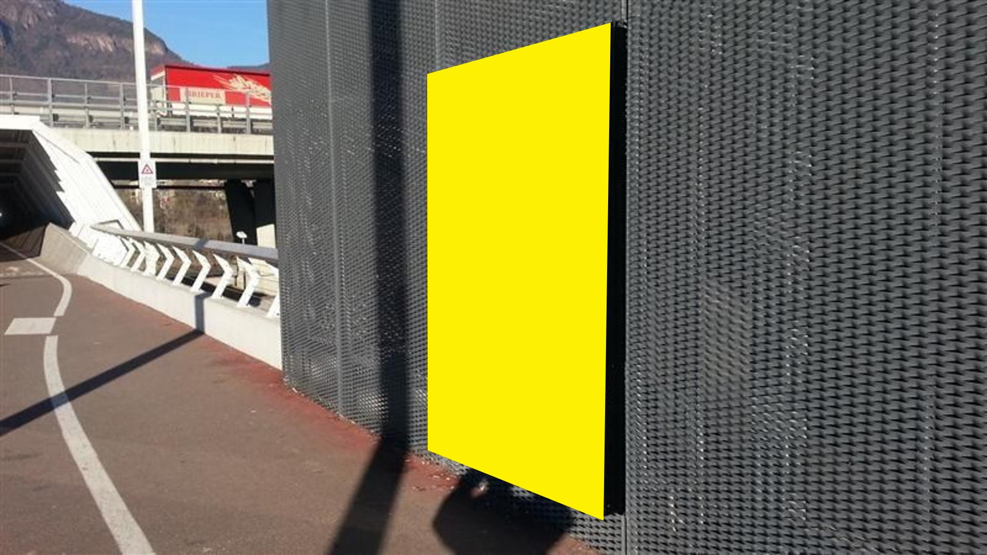 Impianto DISPLAY / LED a Bolzano, in zona JD Sports