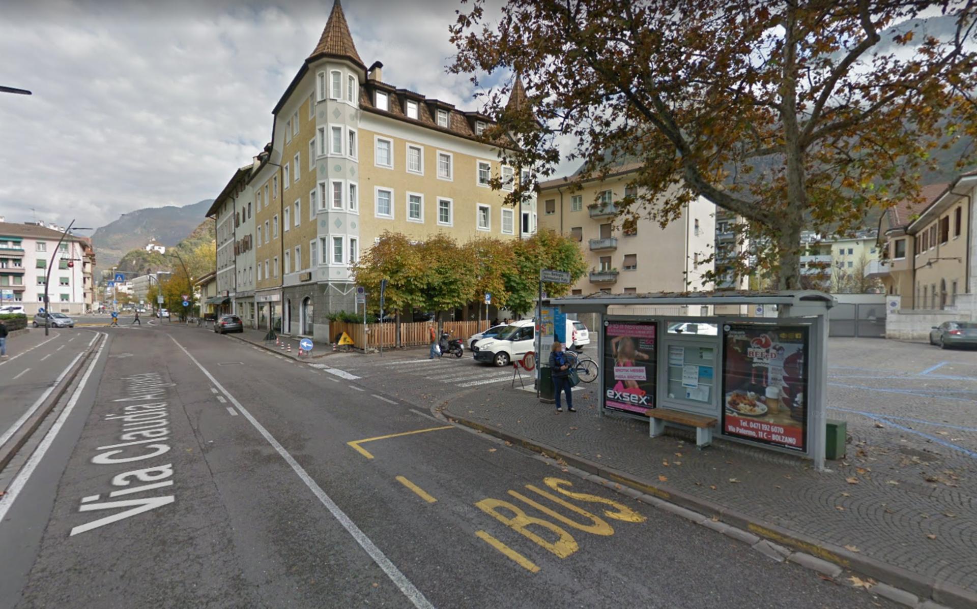 Impianto PENSILINA a Bolzano, in zona Bar Simpaty