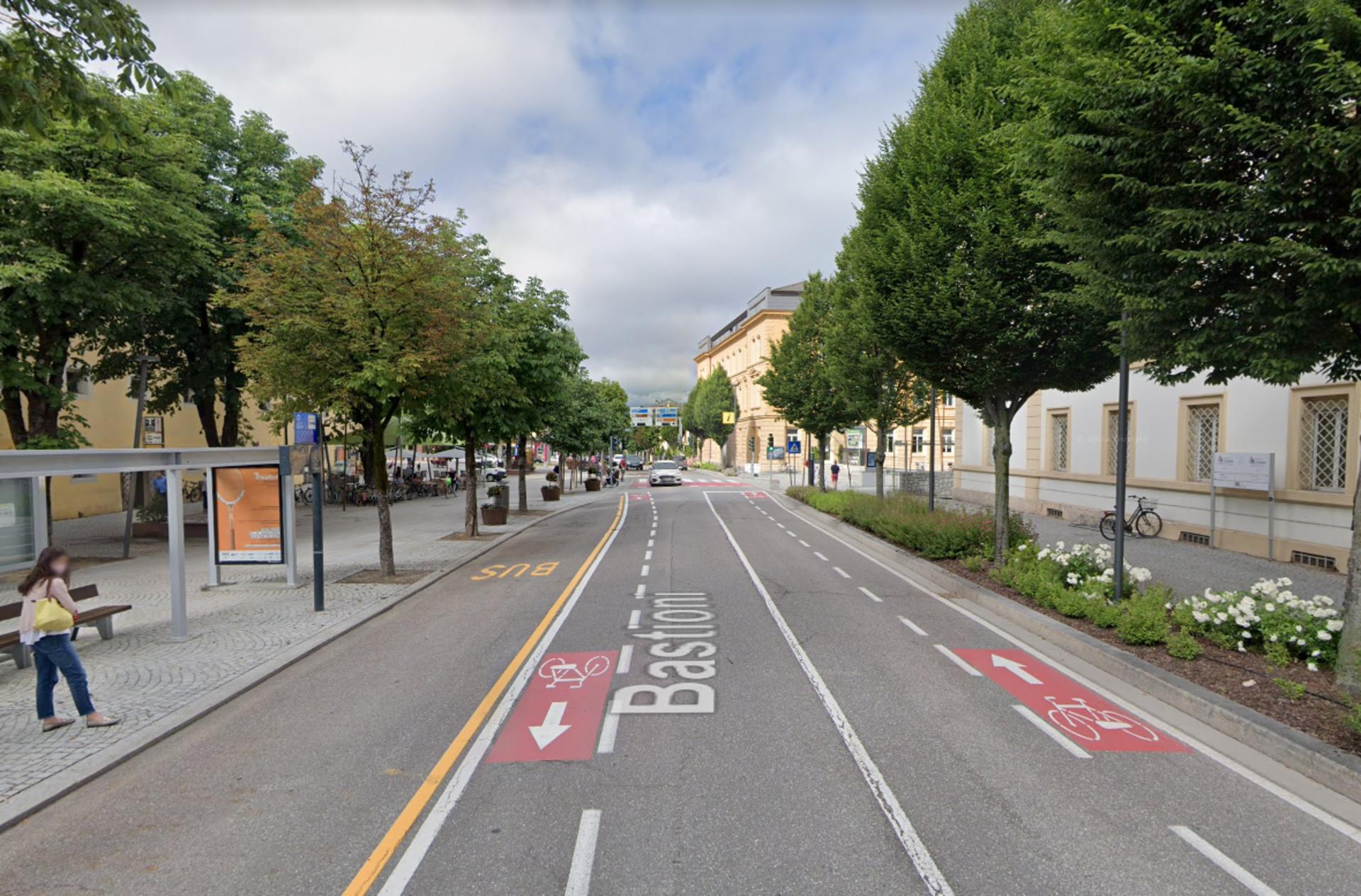 Impianto PENSILINA a Brunico, in zona Point Fashion