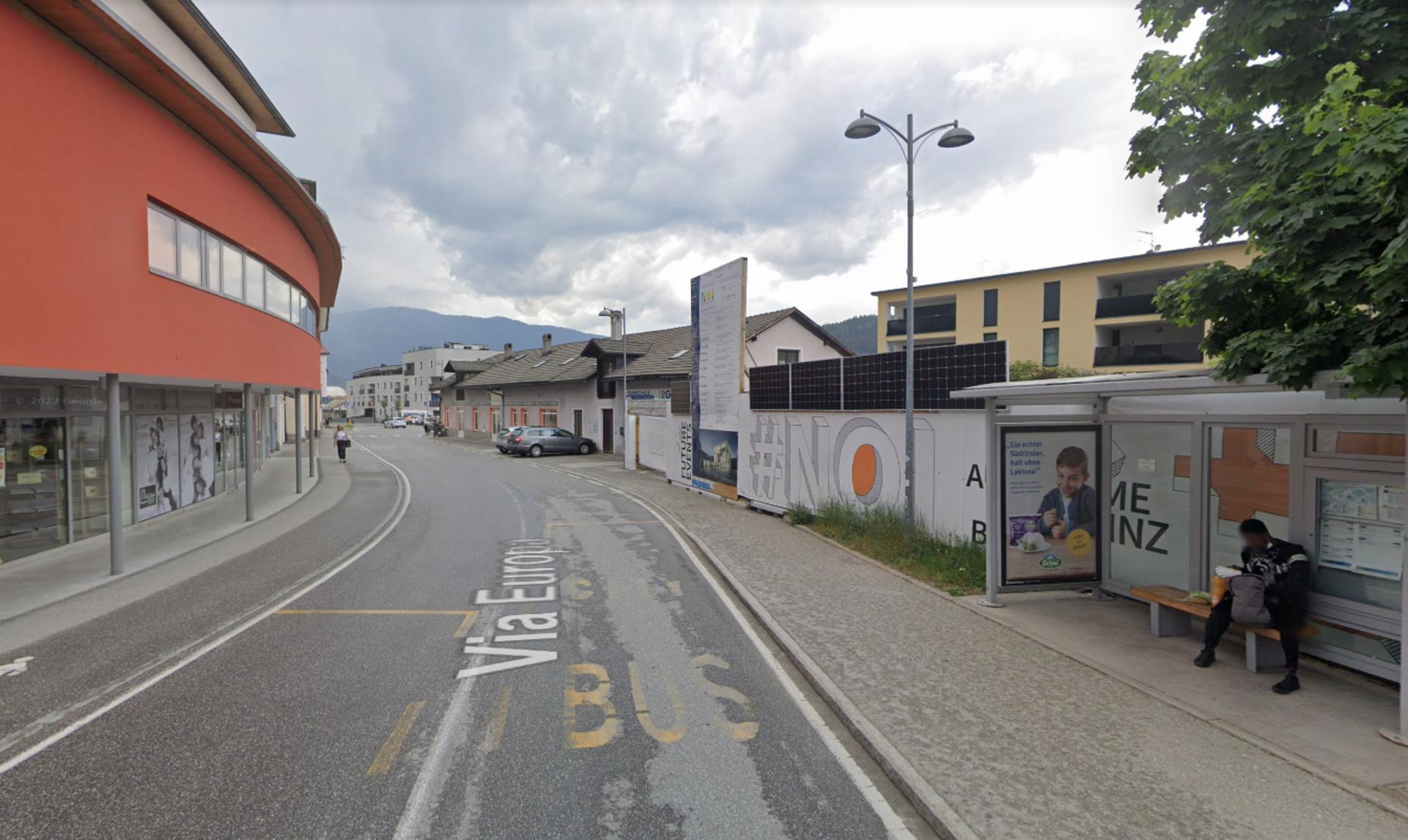Impianto PENSILINA a Brunico, in zona MPREIS