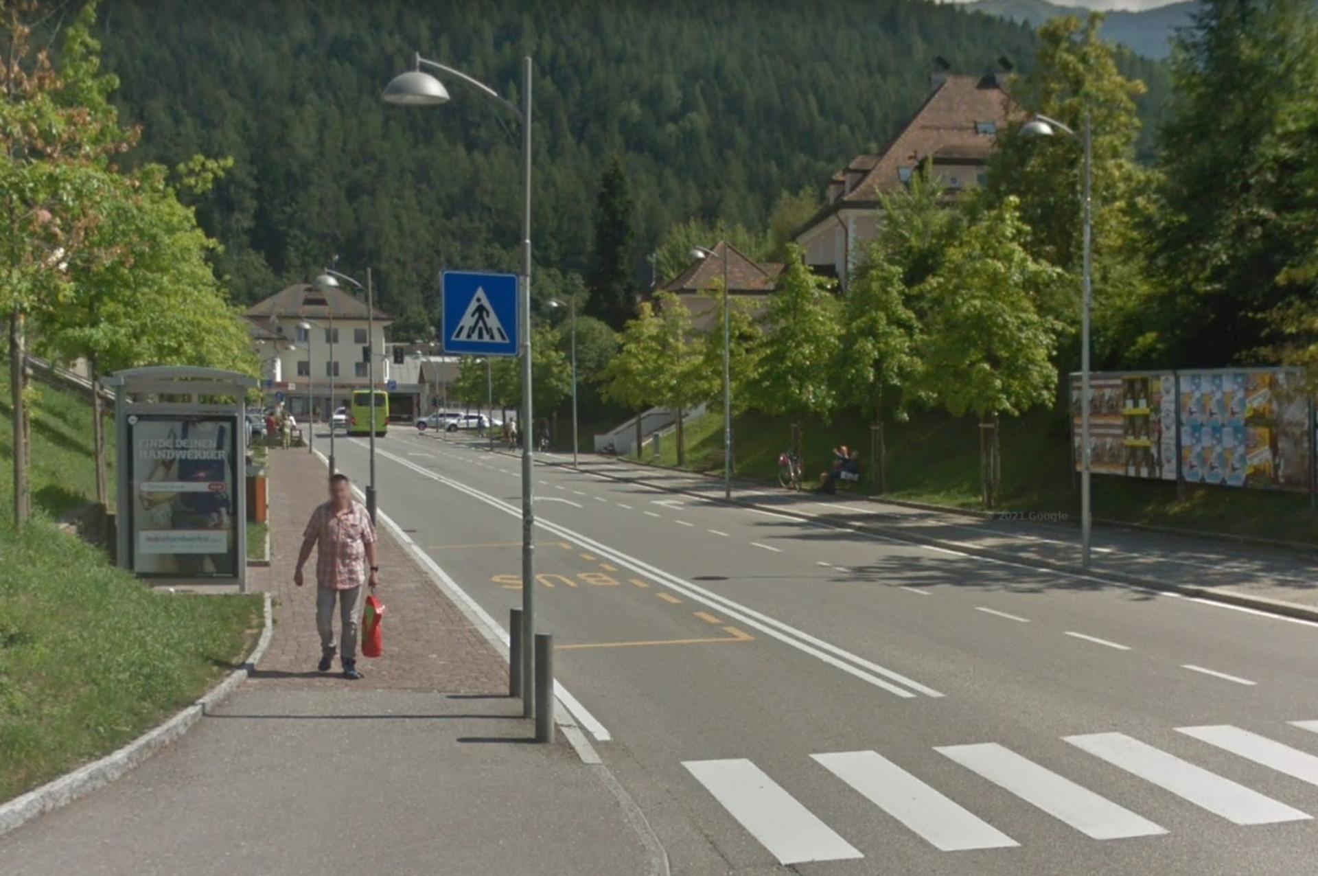 Impianto PENSILINA a Brunico, in zona Lidl
