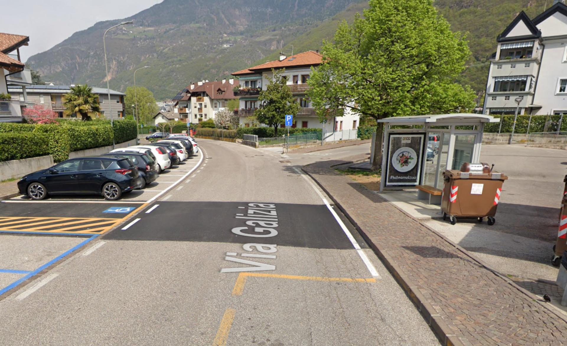 Impianto PENSILINA a Laives, in zona Pizza Seedy
