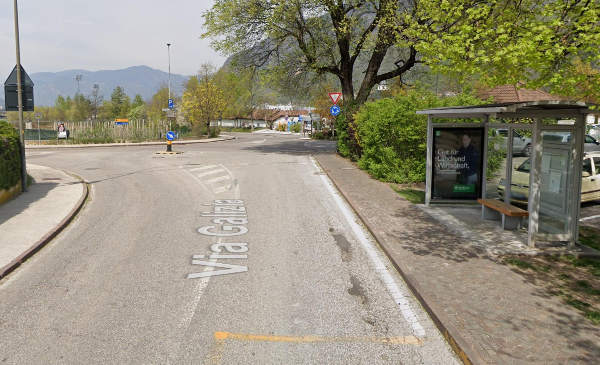 Impianto PENSILINA a Laives, in zona Pizza Seedy